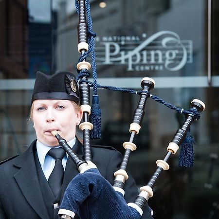 The Pipers' Tryst Hotel غلاسغو المظهر الخارجي الصورة